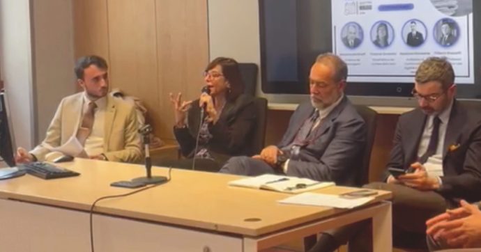 La “lezione” del Corriere ai lettori del Fatto putiniano: le parole della vicedirettrice Sarzanini – video