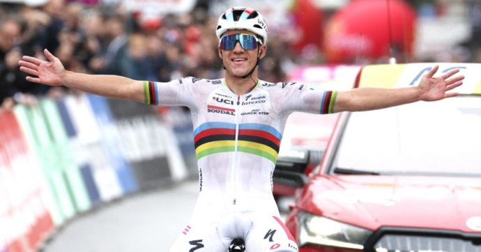 Al Giro d’Italia il problema sono le tappe troppo lunghe? Chi si annoia cambi canale