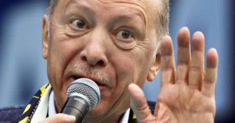 Copertina di L’ultima mossa di Erdogan per vincere le elezioni: aumenta del 45% gli stipendi dei dipendenti pubblici