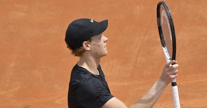 Sinner, buona la prima a Roma. Batte Kokkinakis 6-1 6-4 e vola al terzo turno