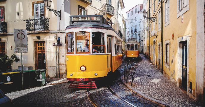 ’Ndrangheta, sigilli a “La Porta” di Lisbona. Il presidente de Sousa habitué del ristorante