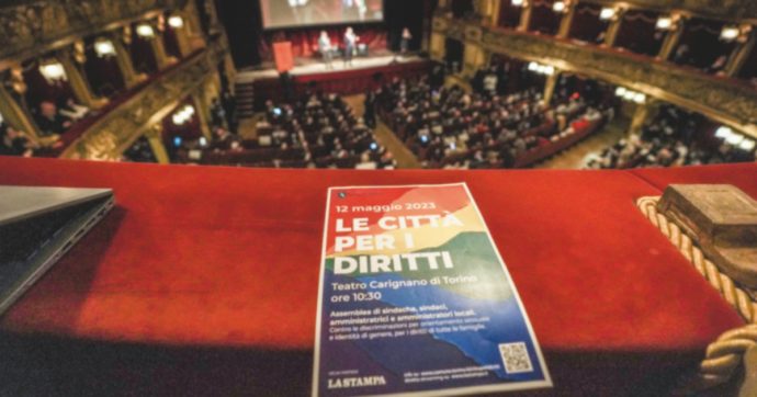 Disobbedienza sui diritti: scontro Sala-Zagrebelsky