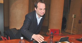 Copertina di Open, il processo resta a Firenze