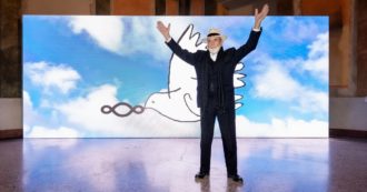 Copertina di “La Pace Preventiva”, Michelangelo Pistoletto in mostra a Milano. Al Palazzo Reale l’installazione che trasforma la speranza in consapevolezza