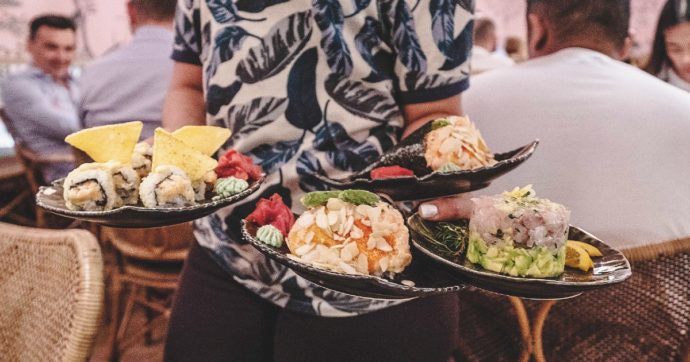 Copertina di “In che ristorante mi hai portato?”. Il sushi fa litigare più della gelosia