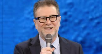 Copertina di “Che tempo che fa” non si ferma più e Fabio Fazio segna un nuovo record sul Nove: superato Gerry Scotti fermo al 9,8% su Canale5
