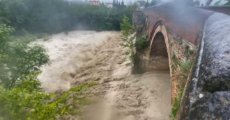 Copertina di Allerta in Emilia-Romagna, spaventosa piena del fiume Ronco a Forlì-Cesena – Video