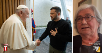 Copertina di Bindi a La7: “Incontro tra Papa e Zelensky? Spero che il leader ucraino non abbia detto davvero che non vuole mediatori”. Frecciata a Meloni