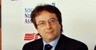 Copertina di Fatture false e operazioni inesistenti: Varriale e il sistema delle tv locali per truffare il Mise