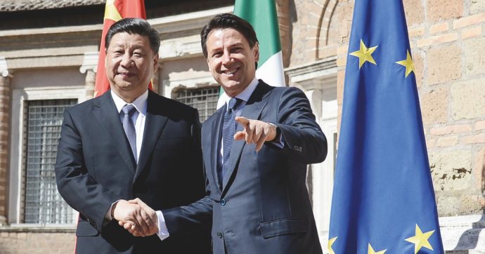 Copertina di Cina e Via della seta, retromarcia dell’Italia su ordine Usa