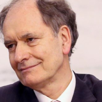 Copertina di Via della Seta, Bradanini (ex ambasciatore in Cina): “Cancellare l’accordo è un deficit di sovranità. Rinnovarlo conviene”