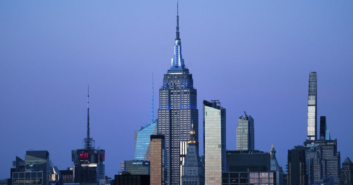 The weight of skyscrapers causes New York to sink by 1-2 mm per year