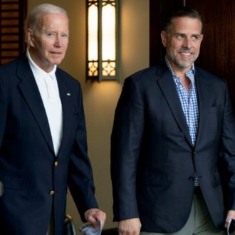 Copertina di Russiagate, non solo Putin. Fbi accusata di “pregiudizi”