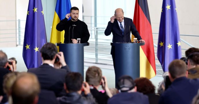 Kiev preme per ottenere 50 caccia, Berlino dice no