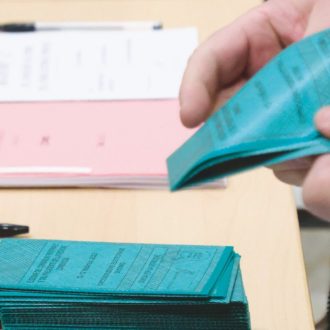 Copertina di Comunali, a Vicenza firme false per le liste: gli audio che coinvolgono FdI