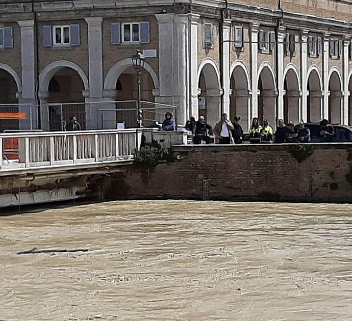 La Biblioteca Malatestiana di Cesena infiltrata dall’acqua. Giardini, musei e palazzi danneggiati dall’alluvione