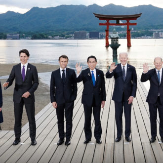 Copertina di Ucraina, Erdogan avverte: “Noi coi russi”. Dagli Usa c’è l’ok all’invio di F-16