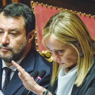 Copertina di Sui jet a Kiev Meloni prende tempo. Lega e FI: “Contrari”