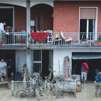 Copertina di Alluvione, Paola Mercogliano: “Non si può solo ricostruire, ora serve un altro sistema”