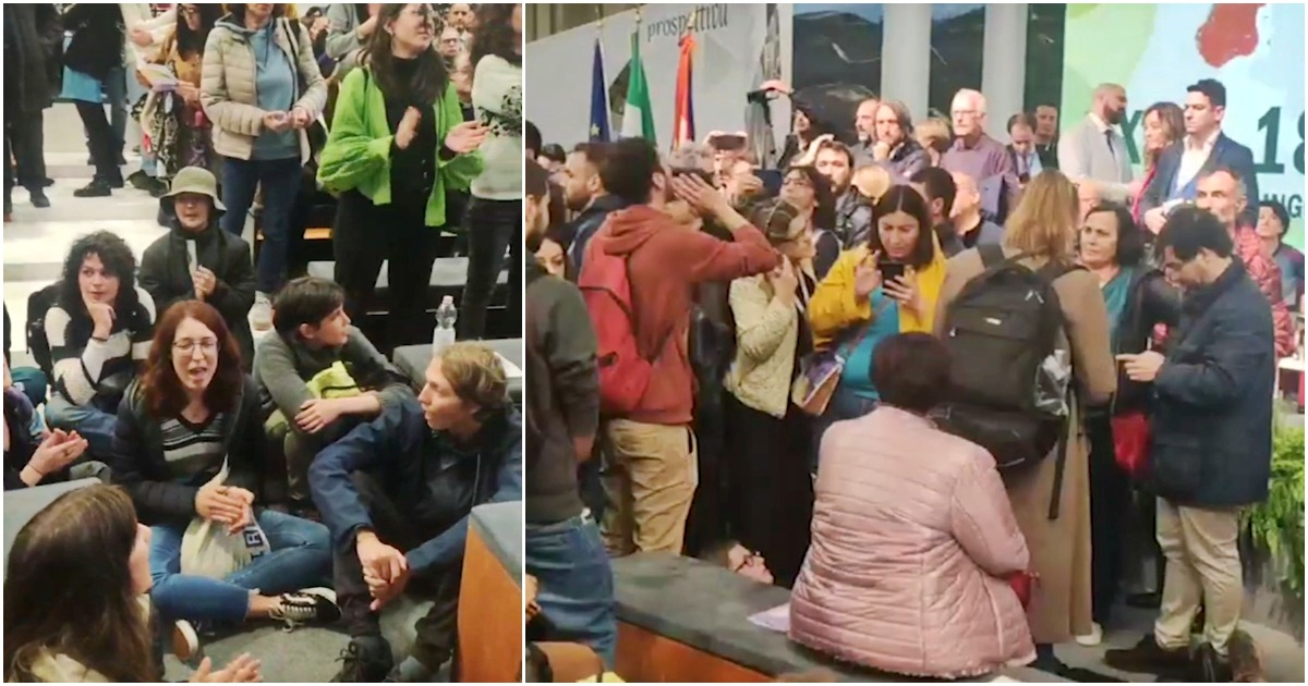 Salone del Libro contestatori di “Extintion rebellion” e “Non una di