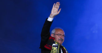Copertina di Elezioni Turchia, Kilicdaroglu vira verso il nazionalismo per conquistare voti in vista del ballottaggio e battere Erdogan