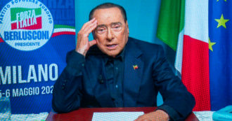 Copertina di Berlusconi: “In ospedale è stata dura, ma ero fiducioso. Ora al lavoro per rinnovare Forza Italia. Renzi? Scelga la nostra metà campo”