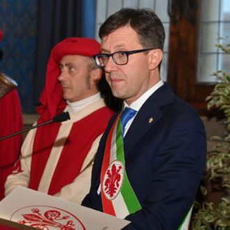 Copertina di Firenze, tolte 4 multe alle auto di lady Nardella