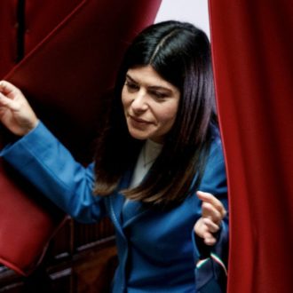 Copertina di Parte l’Antimafia con tre imputati. 5S: “Colosimo no”