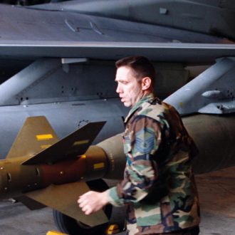 Copertina di Addestramento degli ucraini, FI rompe il fronte meloniano: il Fatto di domani 24 maggio