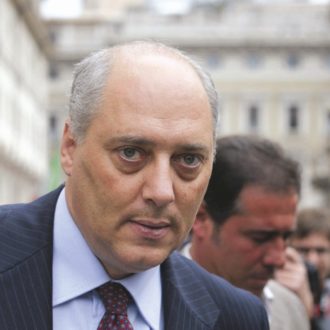 Copertina di Rai, riecco Pionati “paninaro” da De Mita a Salvini. “Il segreto è restare sempre immobile”