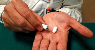 Copertina di Al Gemelli di Roma prima gastroscopia al mondo “senza tubo”