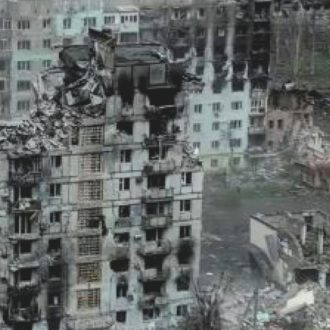 Copertina di Ucraina, “Bakhmut è peggio di Stalingrado. Ora non c’è più vita”