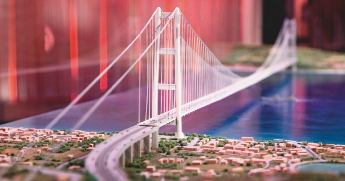 La “tassa” del Ponte: “Dal traffico all’impatto: ecco perché è inutile e impagabile”