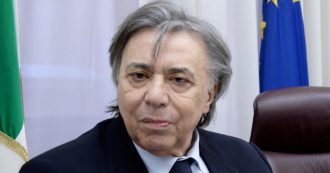 Copertina di Carlo Freccero: “Nella Rai del pensiero unico i partiti non contano più nulla”