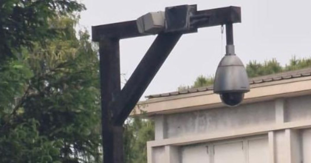 Telecamera “su una forca” all’ambasciata dell’Iran a Roma, la denucia di Quartapelle (Pd): “Intimidazione contro chi manifesta”