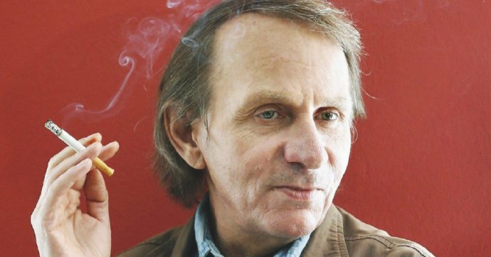 Copertina di Houellebecq: “Il mio inferno multiplo”. “Coiti mediocri” e raggiri