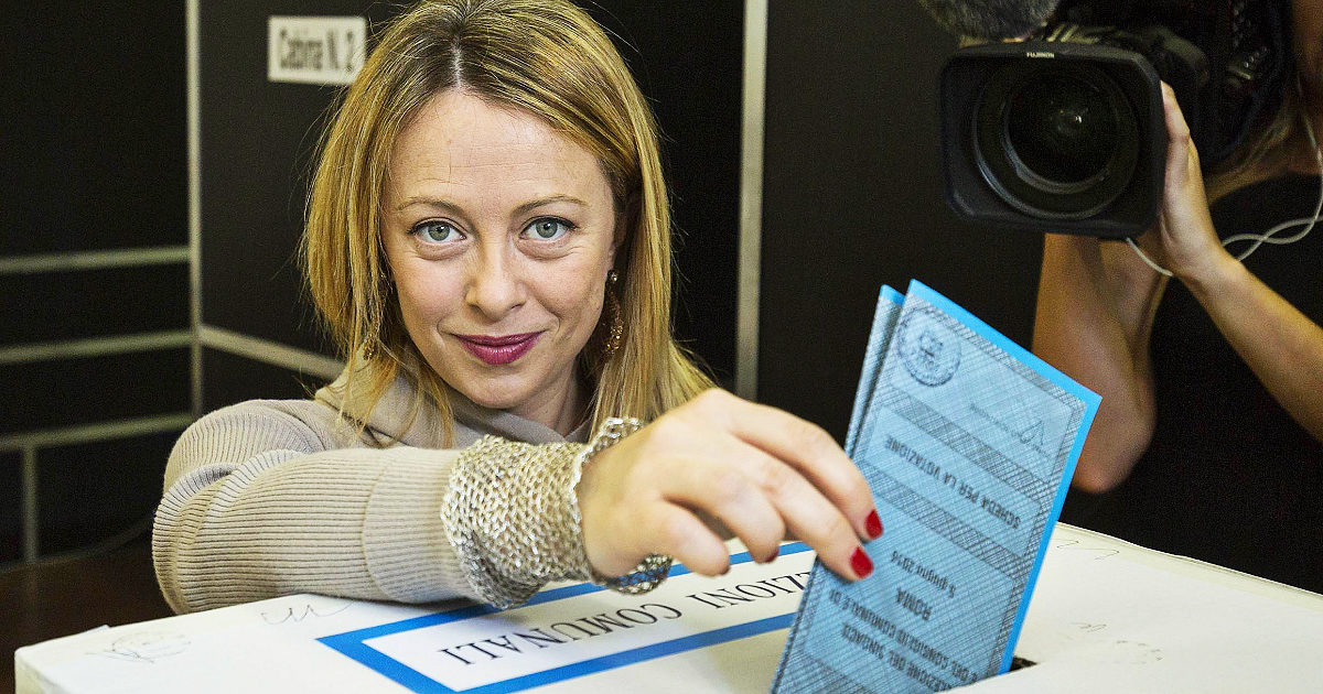 Voto anche di lunedì “contro l’astensionismo”. E’ servito? Ecco i dati (e i costi). I sondaggisti: “Con urne aperte per un mese l’affluenza non si schioderebbe”