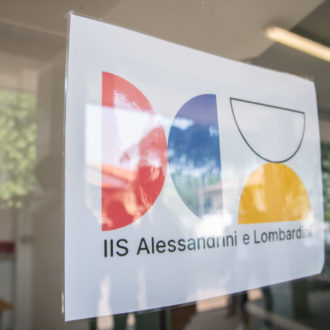 Copertina di Figli violenti: come ascoltare la rabbia di una generazione