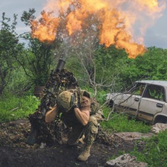 Copertina di Dall’Ucraina al Kosovo, Mosca ora avverte: “Sostegno ai serbi”