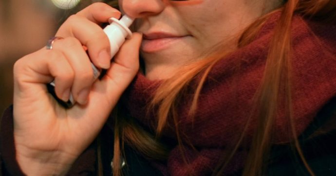 Uno spray nasale alla ketamina contro l’emicrania cronica refrattaria? Lo studio su potenziali pericoli e benefici