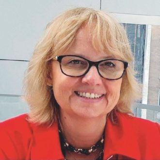 Copertina di Femminicidi, la sociologa Saccà: “Circolo vizioso tra storie e sangue”