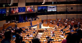 Copertina di Ue, industria e politica  sono messe alla prova  dalla Cina