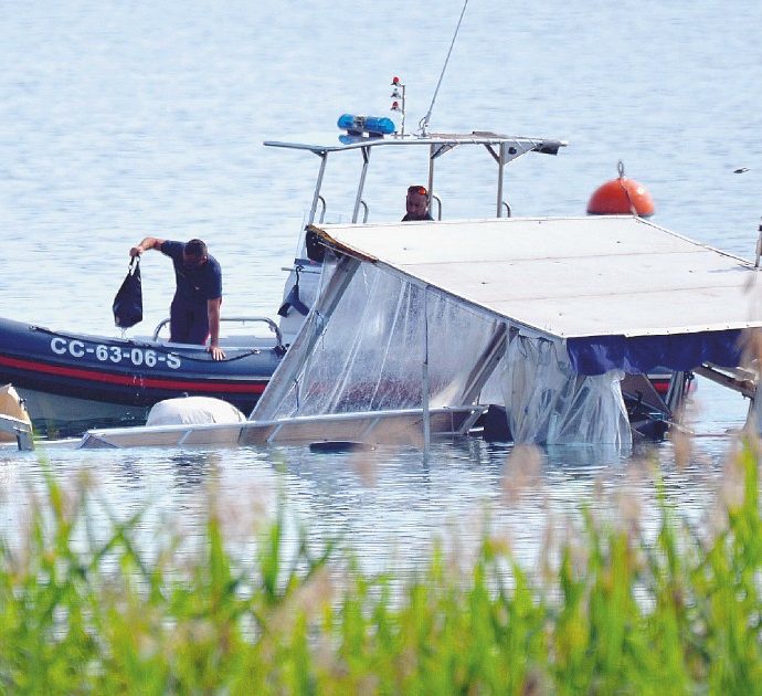 La barca piena di agenti segreti affondata nel lago maggiore diventa una spy story: “Da Israele è in arrivo la serie tv”