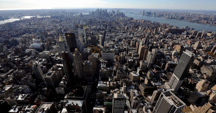 Affitti brevi, Airbnb fa causa a New York