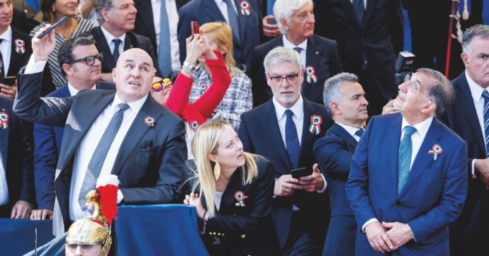 Pure la festa della Repubblica diventa il festival della guerra