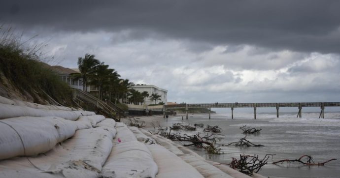 “Fate scorta di cibo e riempite il serbatoio delle auto”: negli Usa inizia la stagione degli uragani