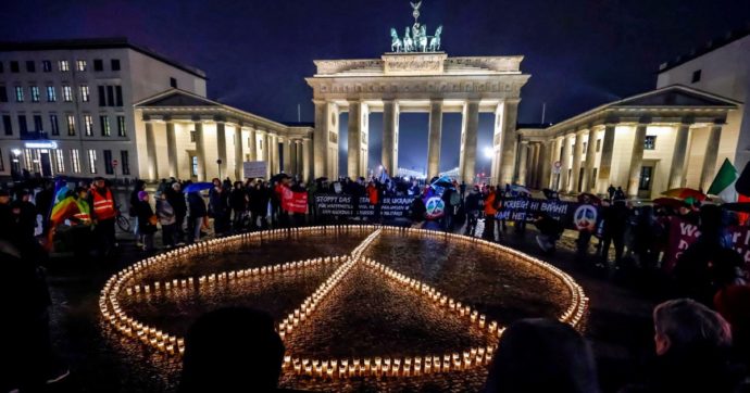 Germania, mega esercitazione: scontro sui 10mila uomini Nato