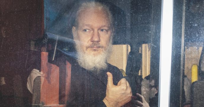 Assange, Londra rigetta il ricorso: estradizione vicina