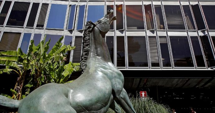 Il forum trasmesso ora finisce nel cda