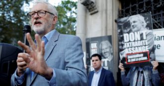 Copertina di Corbyn: “Chi chiede pace non è il lacchè  di Putin. Lodo il Papa per l’impegno”